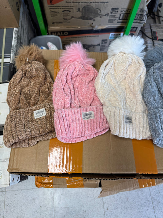Women’s Fluffy Winter Hats (READ DESCRIPTION)