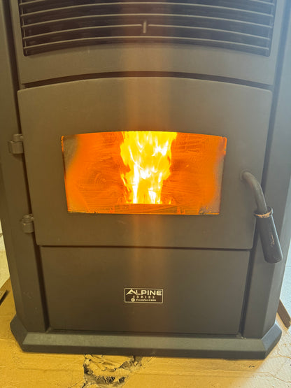 ComfortBilt HP41-Alpine 2,200 sq ft Pellet Stove