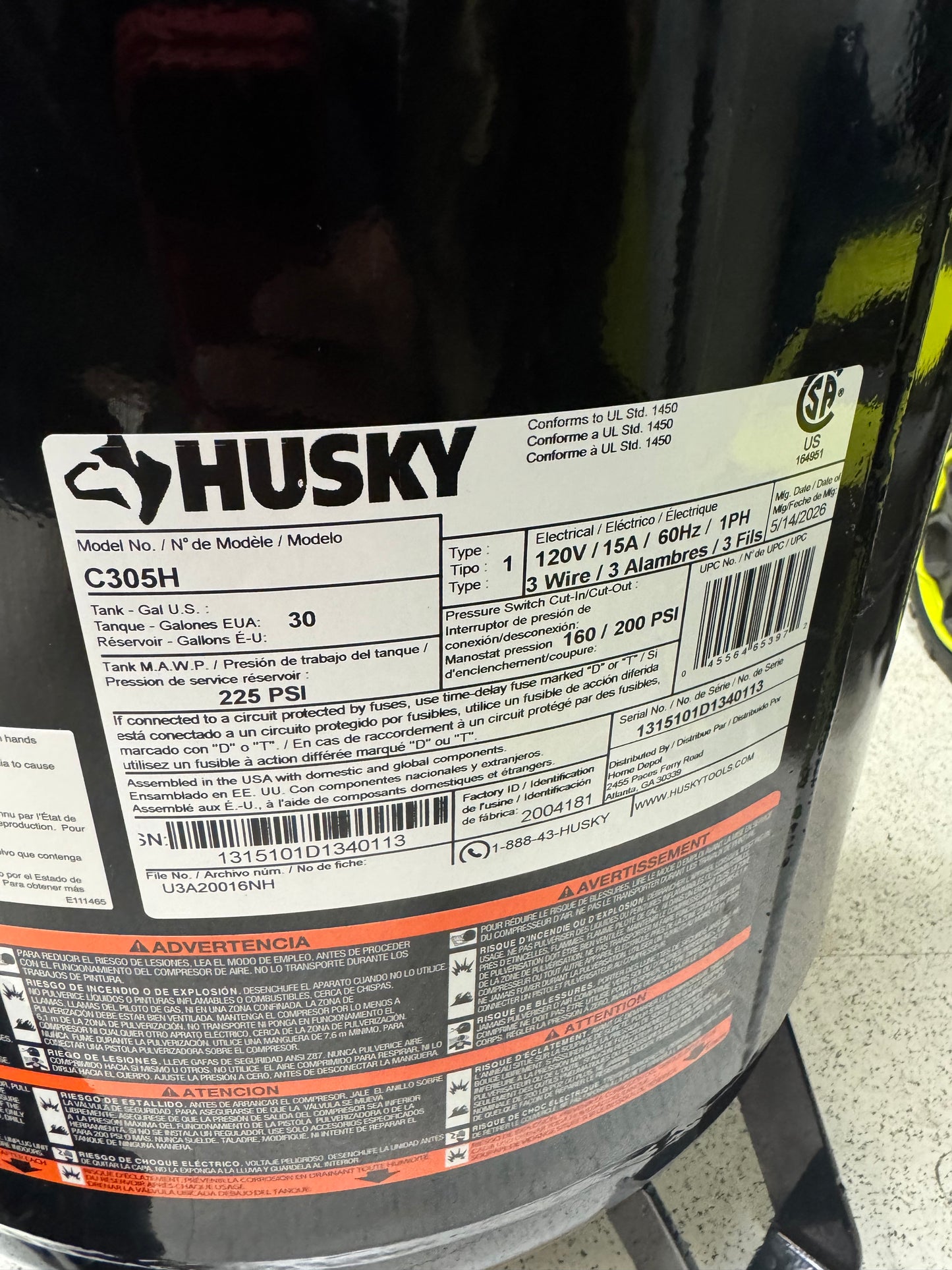 Husky 30 Gallon 200 PSI Portable Air Compressor