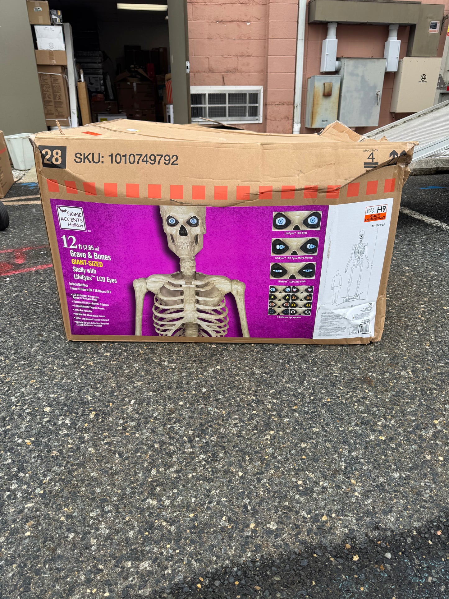Home Accents Holiday 12ft Giant-Sized Skelly w/LCD Eyes