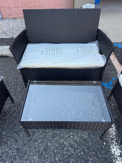 Chicago Furniture 4pc Outdoor Patio Wicker Furniture Set