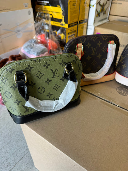 Louis Vuitton Small Replica Hand Bags w/Straps