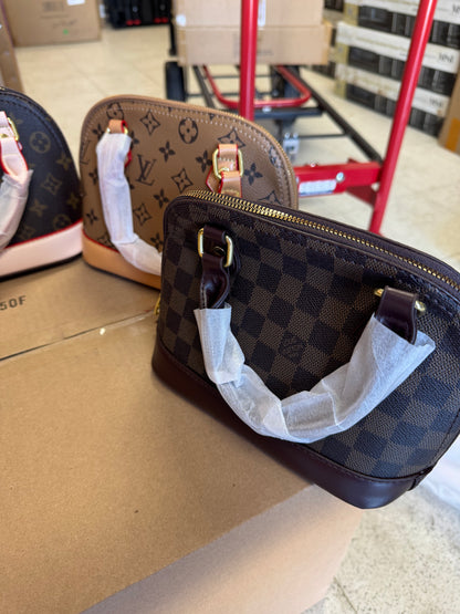 Louis Vuitton Small Replica Hand Bags w/Straps