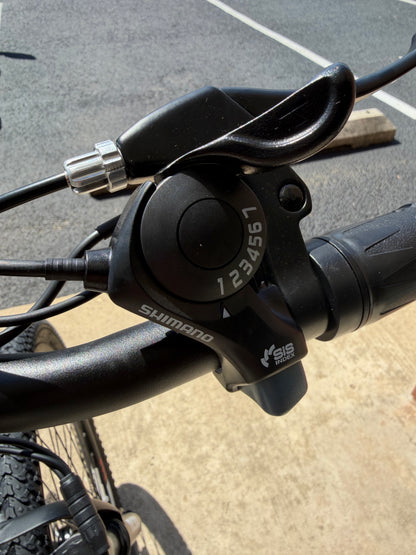 Metakoo Cybertrack 300 500W 27.5” Electric Mountain Bike