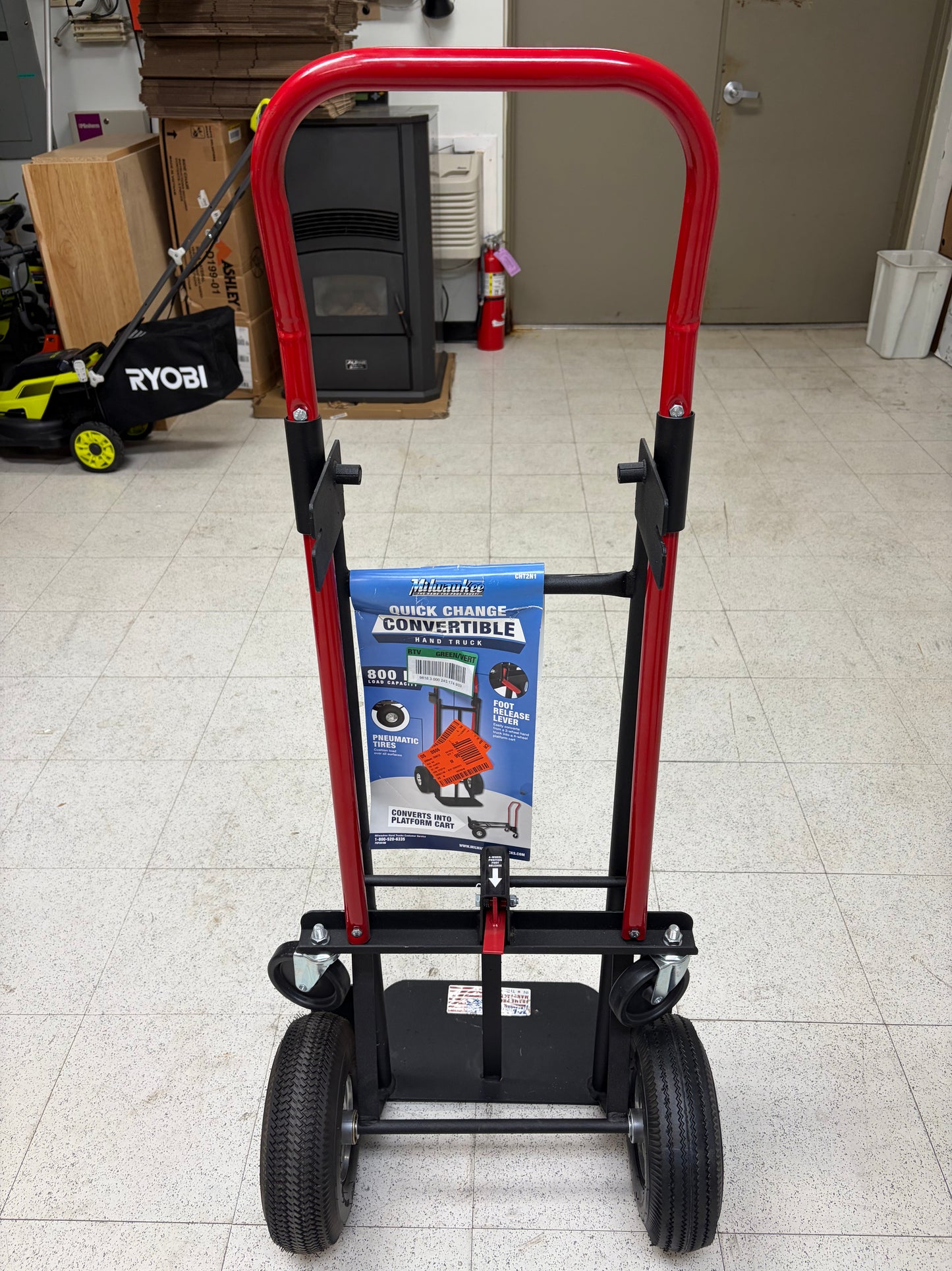 Milwaukee 800lbs 2-in-1 Convertible Hand Truck