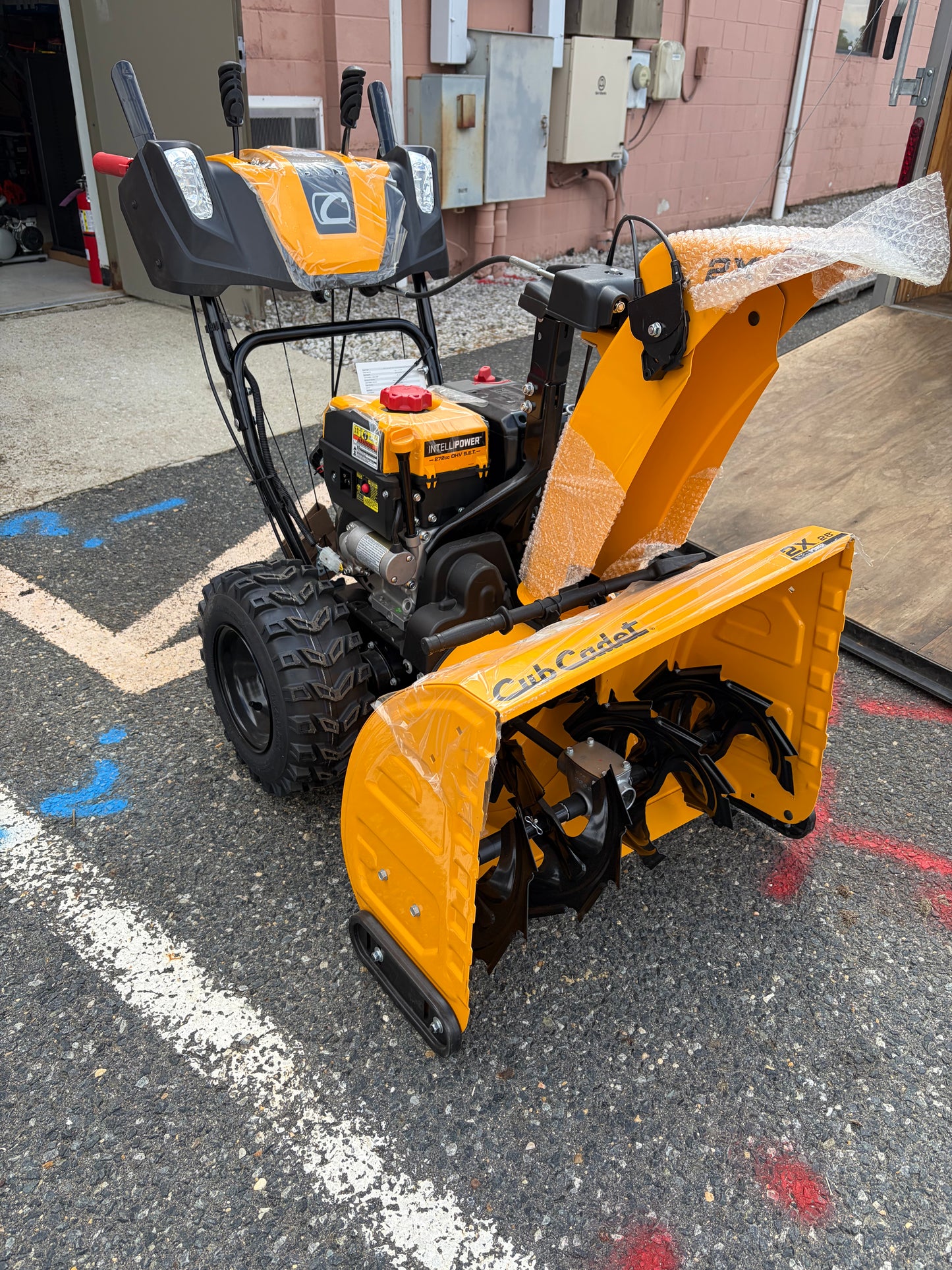 Cub Cadet 2X 28” 272cc IntelliPower 2-Stage Power Steering Snow Blower