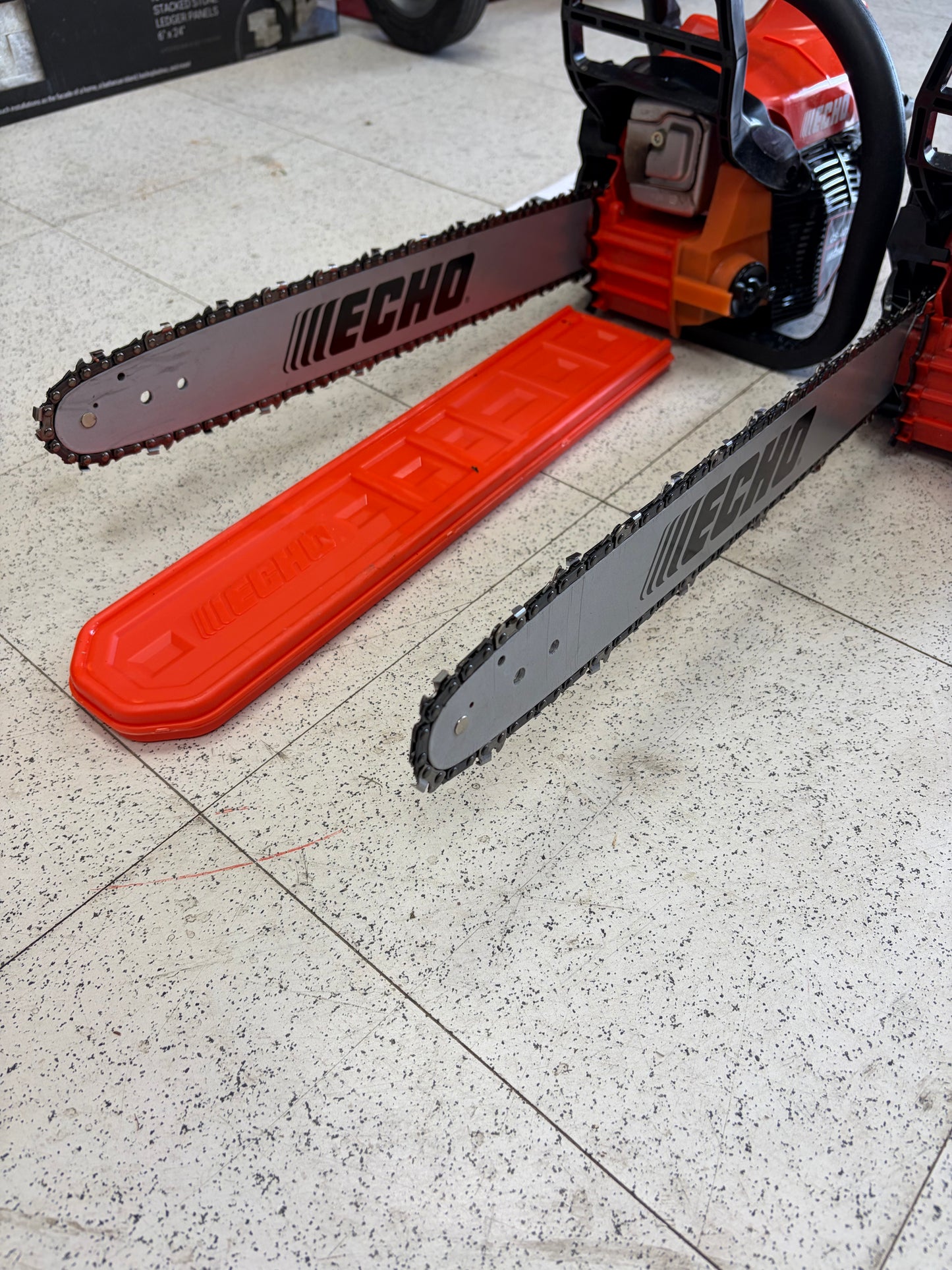 Echo CS-4010 41.6cc 18” 2-Stroke Gas Chainsaw