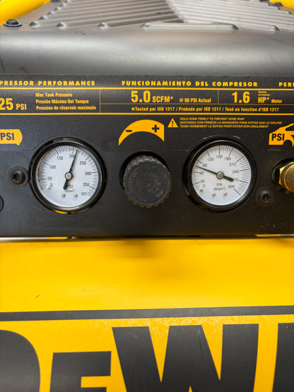 Dewalt 4.5G 225 PSI Portable Air Compressor