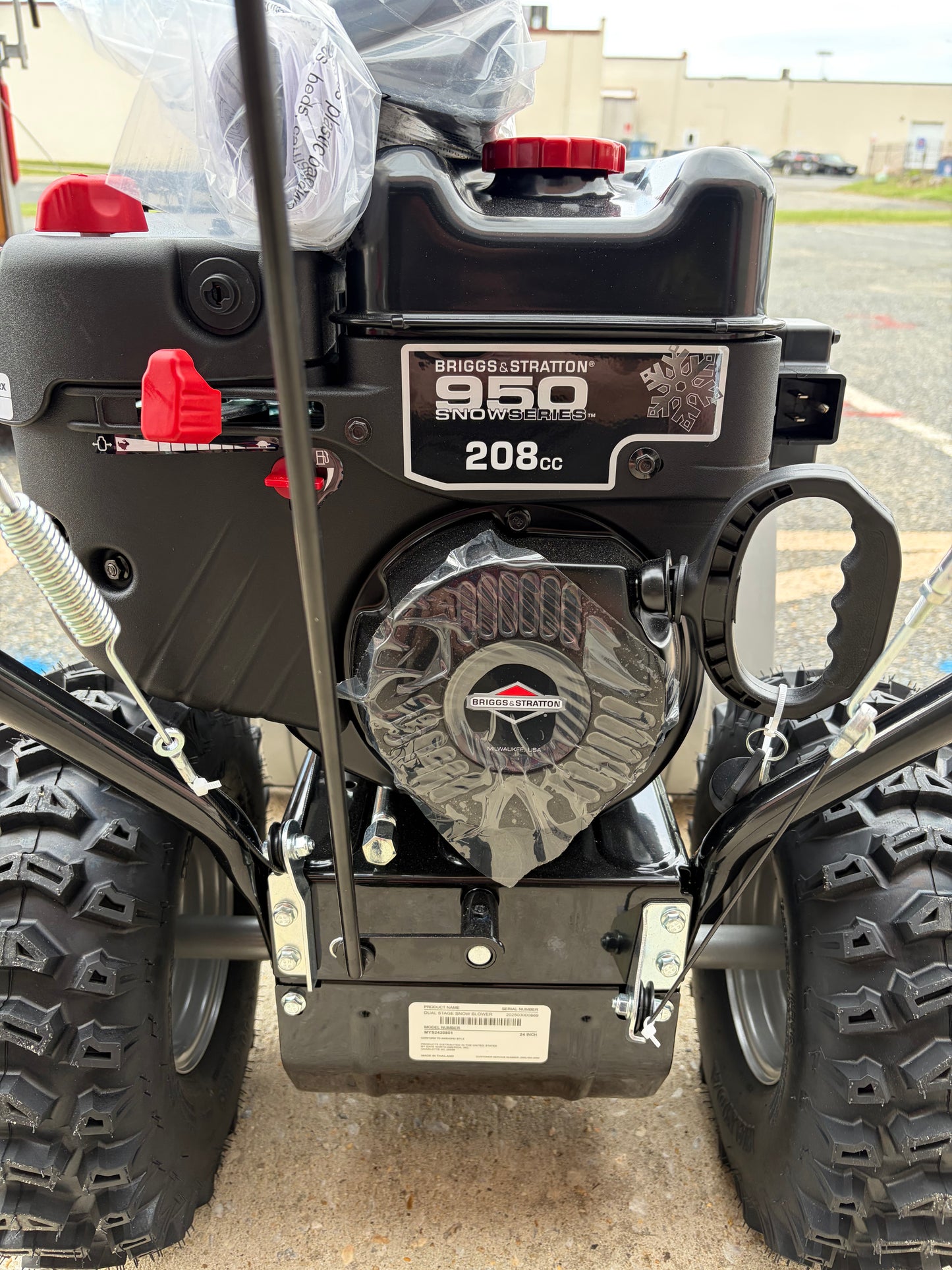 Murray 24” 208cc 2-Stage Self-Propelled Gas Snow Blower
