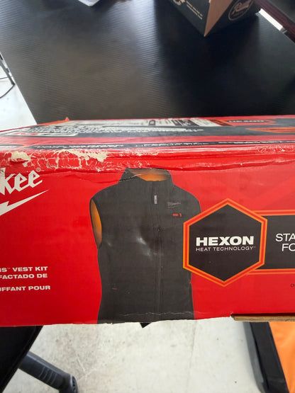 Milwaukee M12 Women’s Large Axis Black Heated Vest Kit