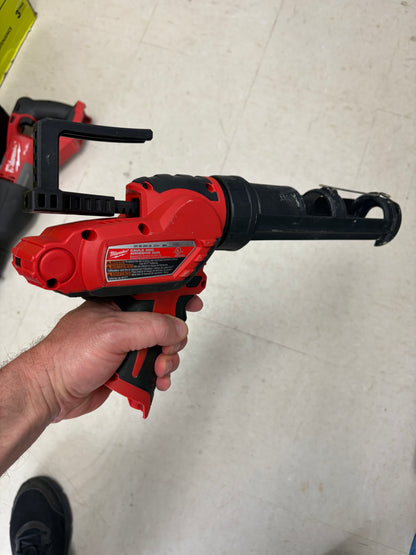 Milwaukee M12 10oz Adhesive & Caulk Gun (Tool Only)