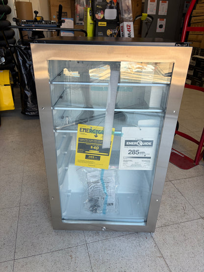 Summit Appliance Counter Depth 3.1 cu ft Mini Fridge