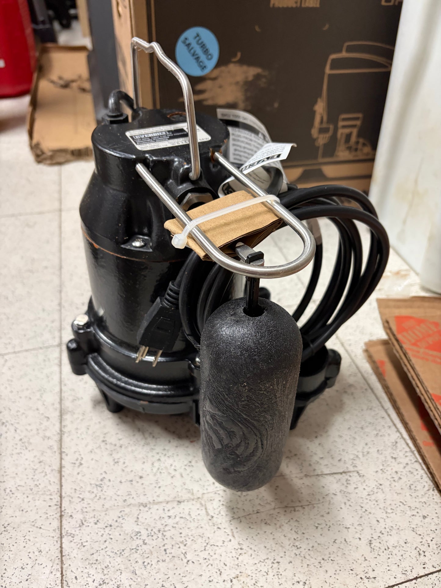 Everbilt 1/3 HP Commercial Cast Iron Submersible Sump Pump