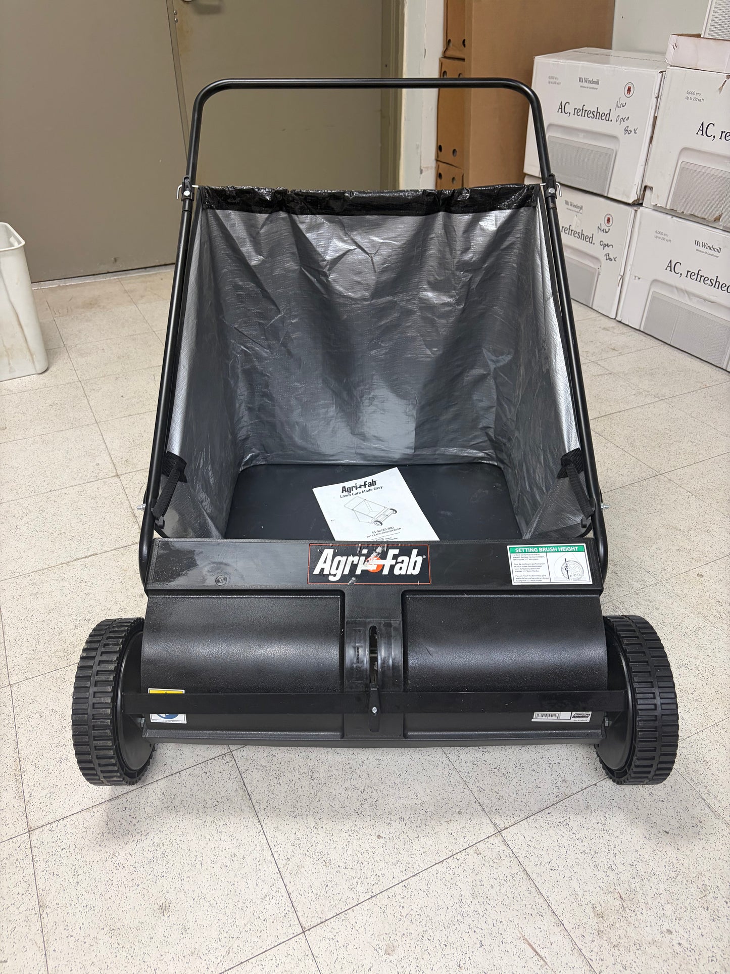 Agri-Fab 26” Walk-Behind Push Lawn Sweeper