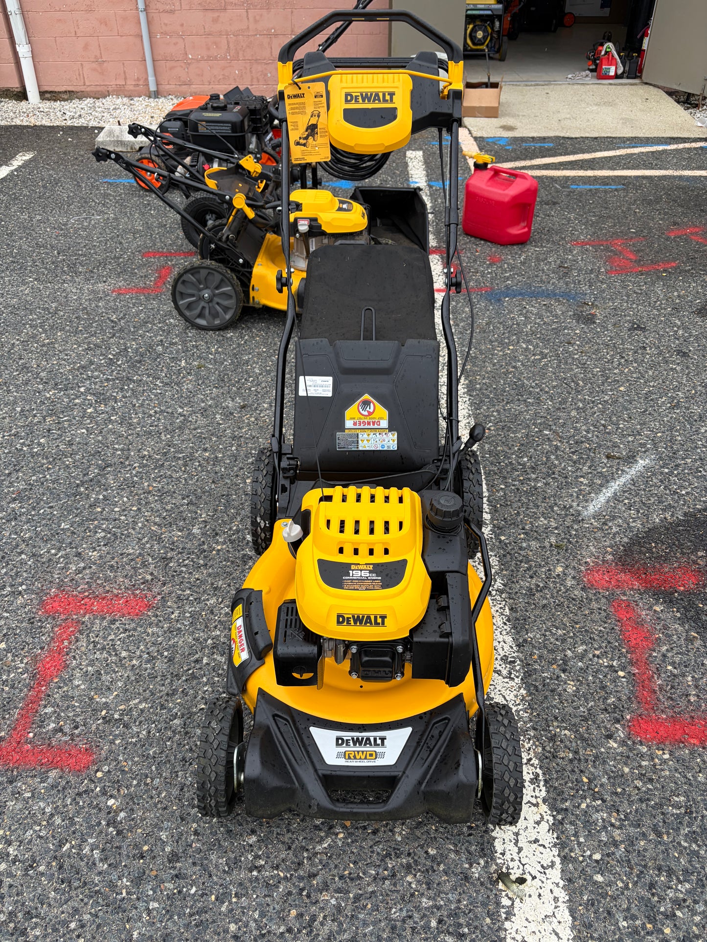 Dewalt 21” 196cc E-Gov RWD Self Propelled Gas Lawn Mower