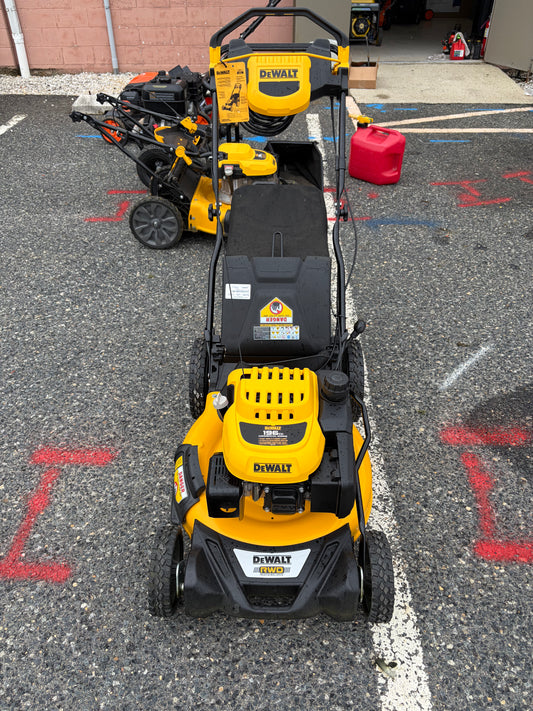 Dewalt 21” 196cc E-Gov RWD Self Propelled Gas Lawn Mower