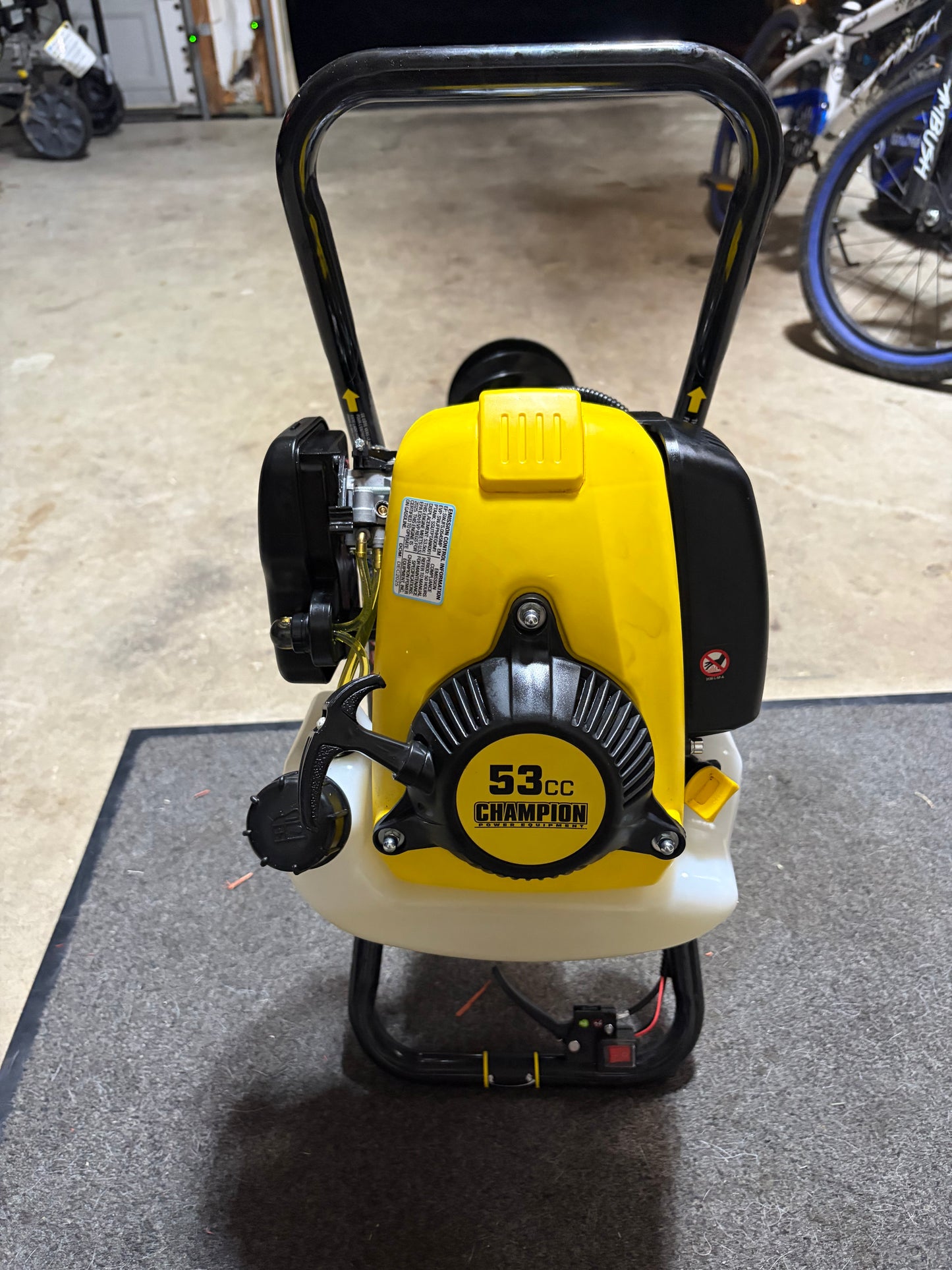 Champion 8” 53cc 4-Cycle Gas Earth Auger