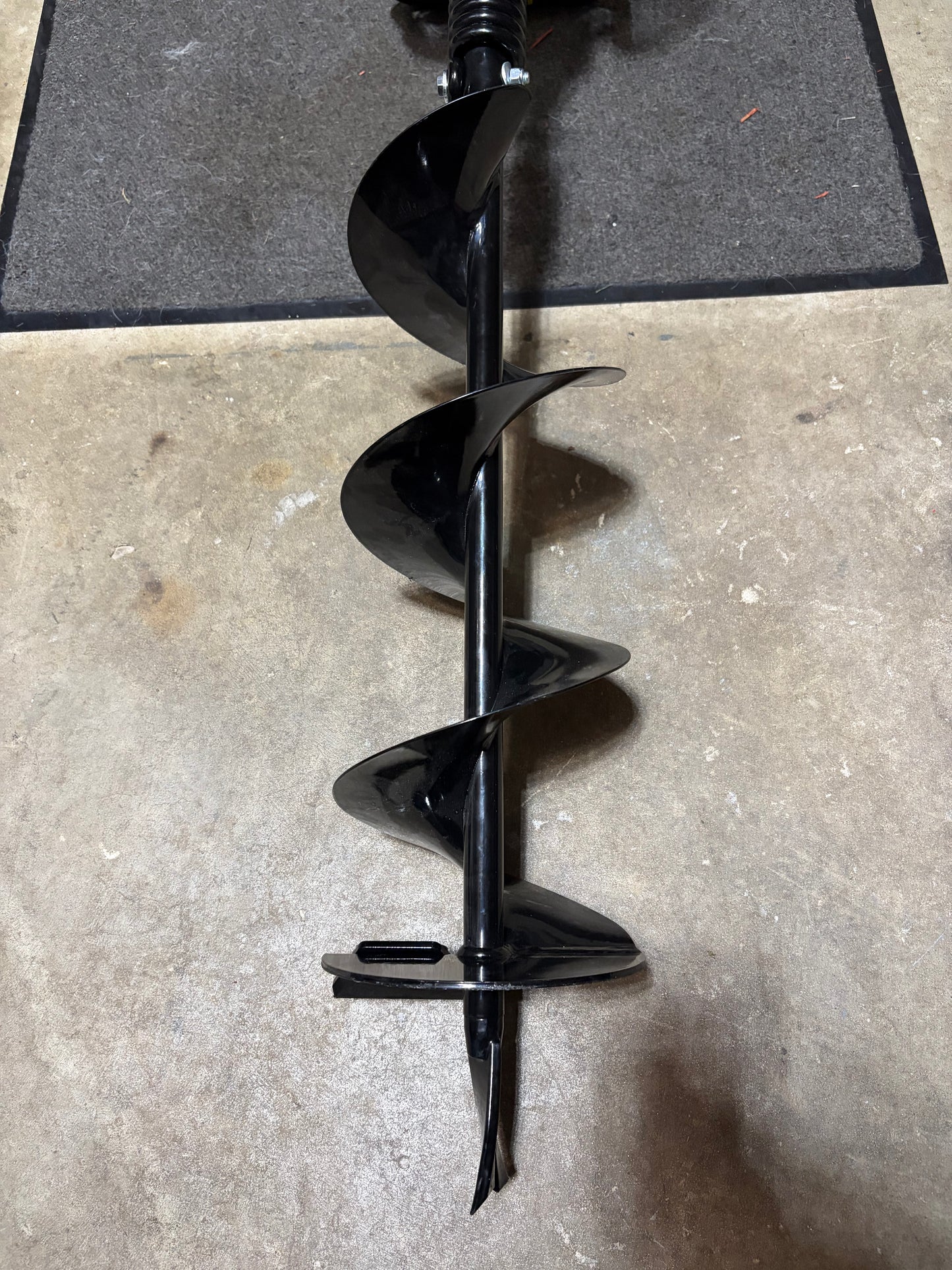 Champion 8” 53cc 4-Cycle Gas Earth Auger