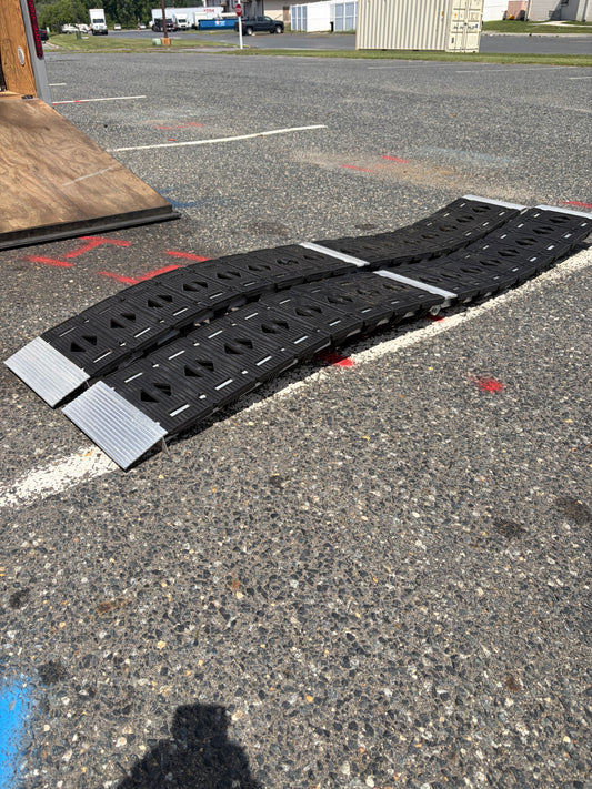 CargoSmart 12x90” 750lb Hybrid S-Curve Centerfold Trump Ramp
