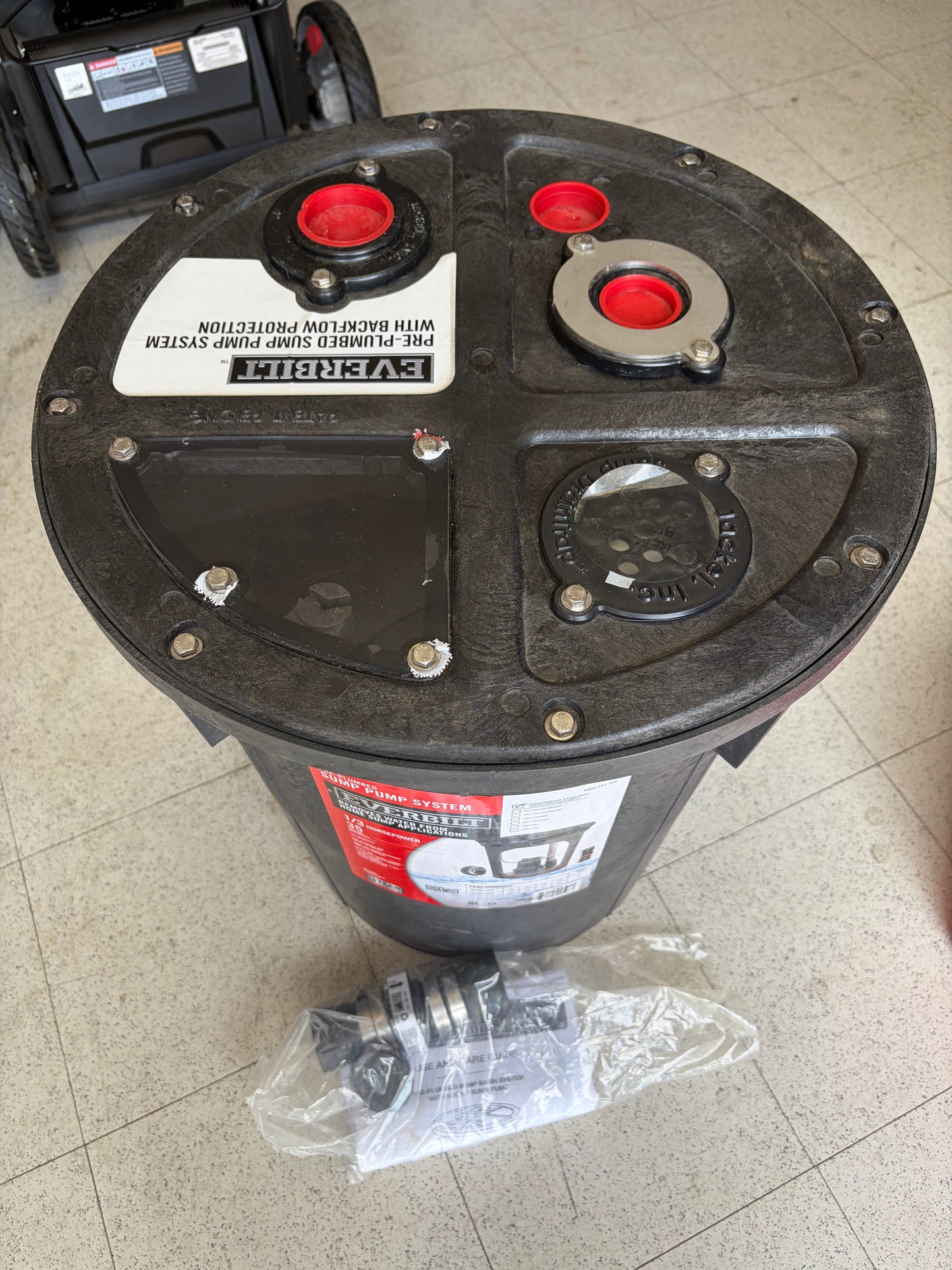 Everbilt 3/10 HP Pre-Plumbed Submersible Sump Pump