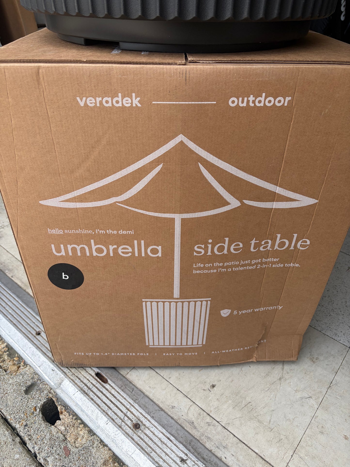 Veradek 20” Round Plastic Outdoor Umbrella Side Table