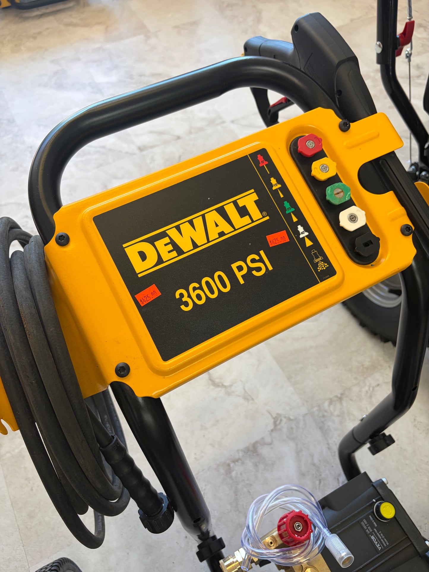 Dewalt 3600 PSI 2.5 GPM Honda GX200 Gas Pressure Washer