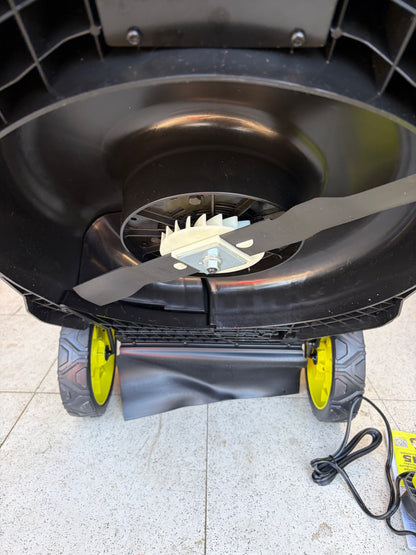 Ryobi One+ HP 18v PUSH Lawn Mower Kit
