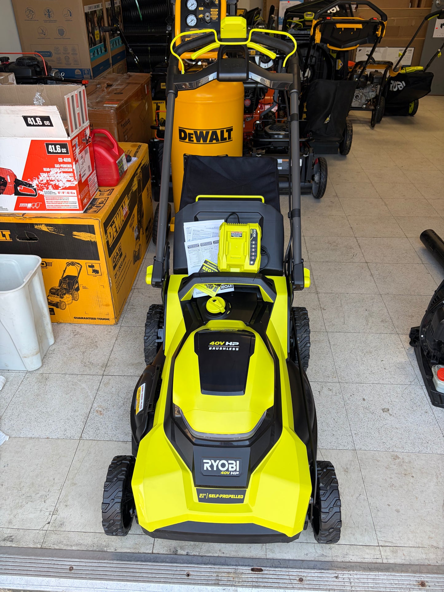 Ryobi 40v HP Brushless 21” RWD Self Propelled Lawn Mower Kit