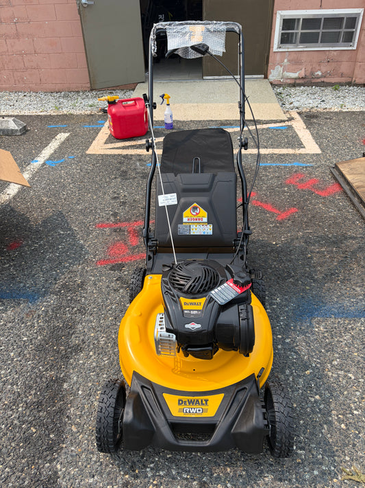 Dewalt 21” 150cc RWD Self Propelled Gas Lawn Mower