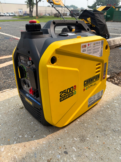 Champion 2500W Dual Fuel Inverter Generator