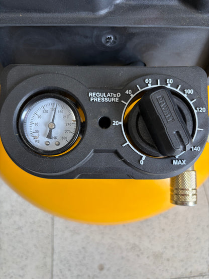 Dewalt 6G 165 PSI Portable Air Compressor