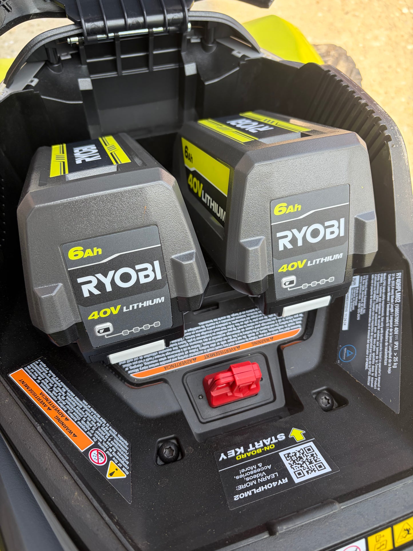 Ryobi 40v HP Brushless 21” Dual Blade Self Propelled Lawn Mower Kit