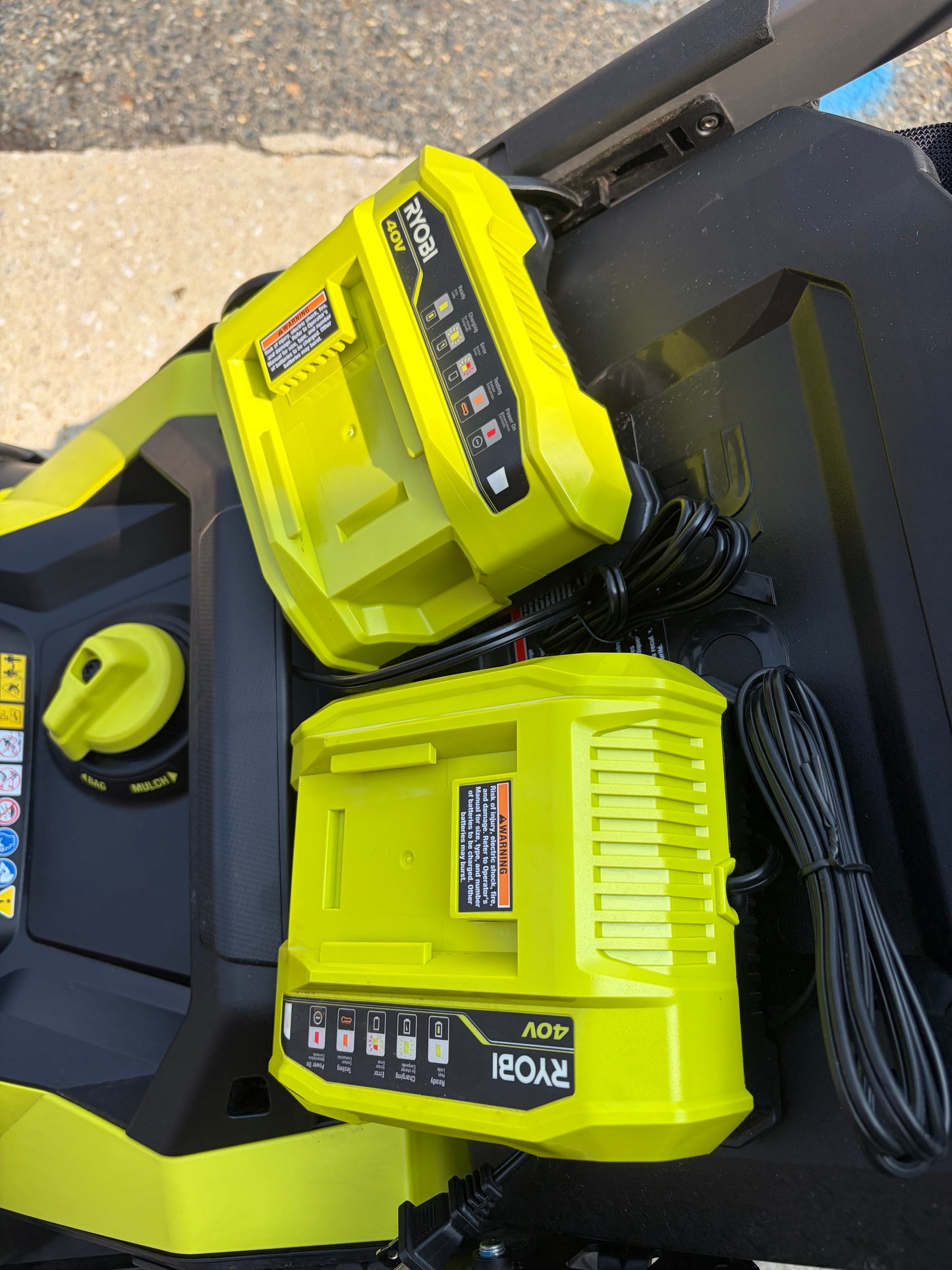 Ryobi 40v HP Brushless 21” Dual Blade Self Propelled Lawn Mower Kit