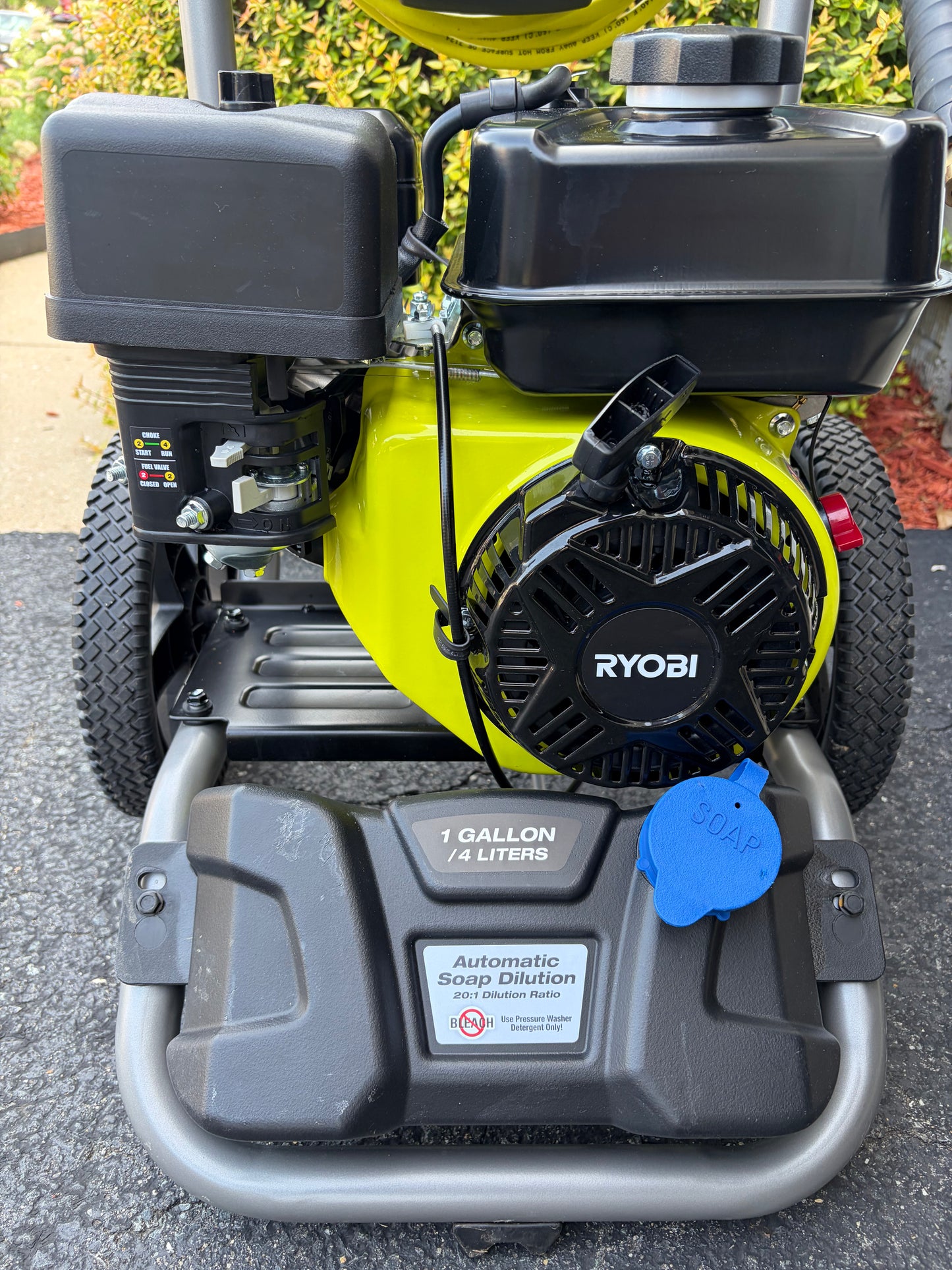 Ryobi 3300 PSI 2.4 GPM 212cc Gas Pressure Washer