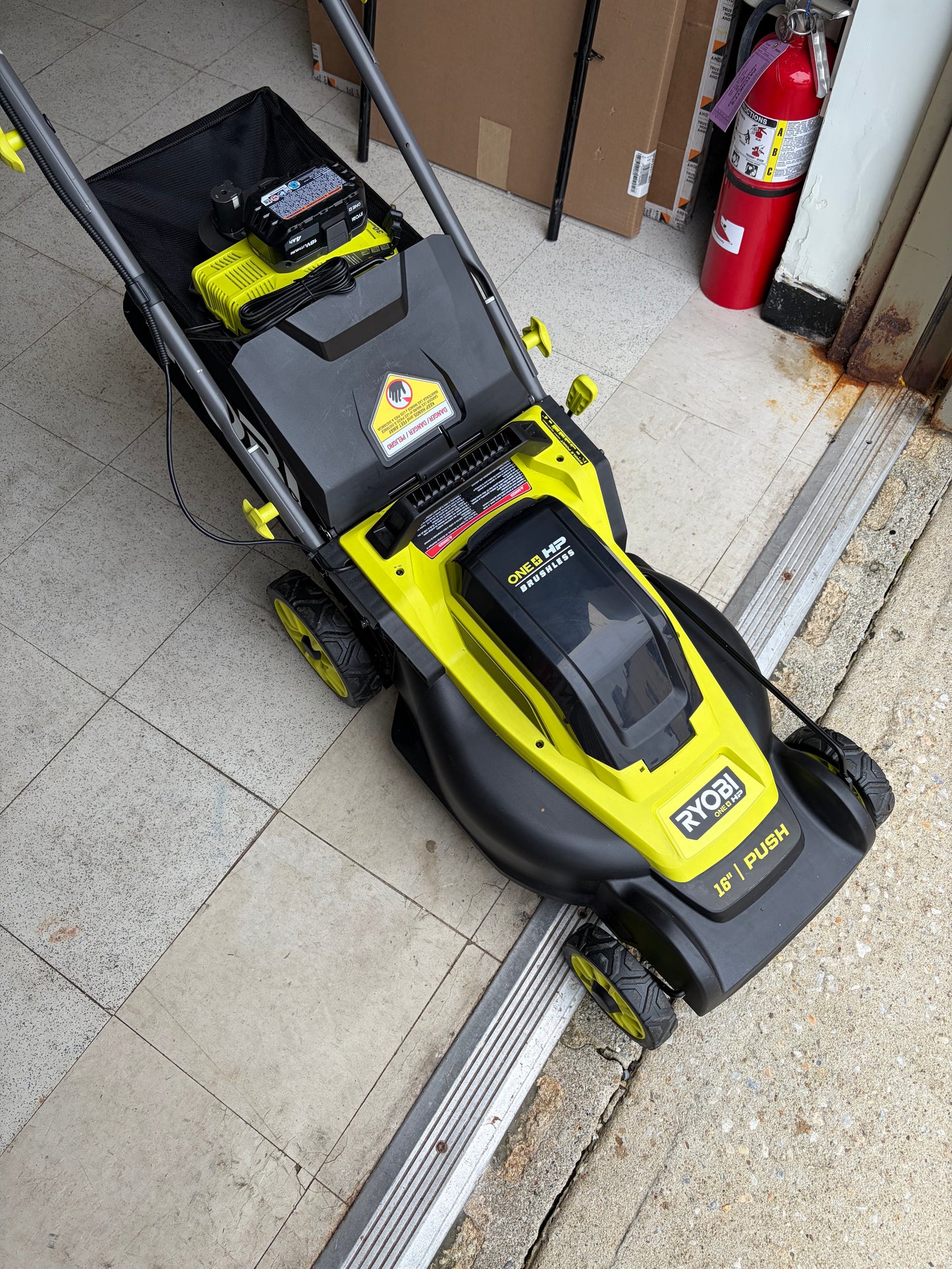 Ryobi One+ 18v Brushless 16” PUSH Lawn Mower Kit