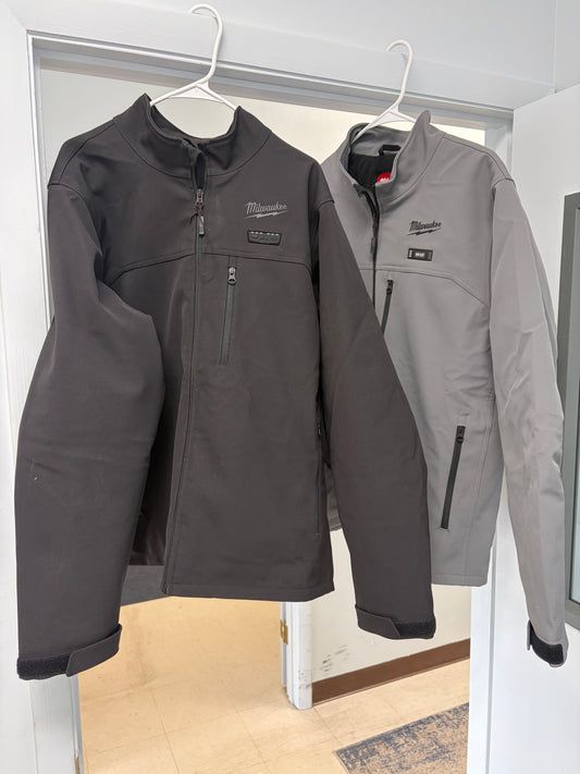 Milwaukee M12 Men’s XL Toughshell Heated Jacket Kit