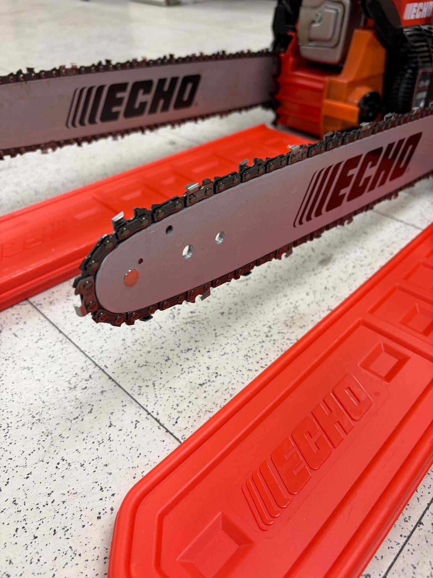 Echo CS-4010 18” 41.6cc 2-Stroke Gas Chainsaw