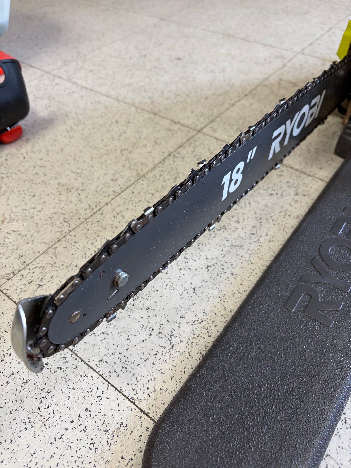 Ryobi RY3818 18” 38cc 2-Stroke Gas Chainsaw