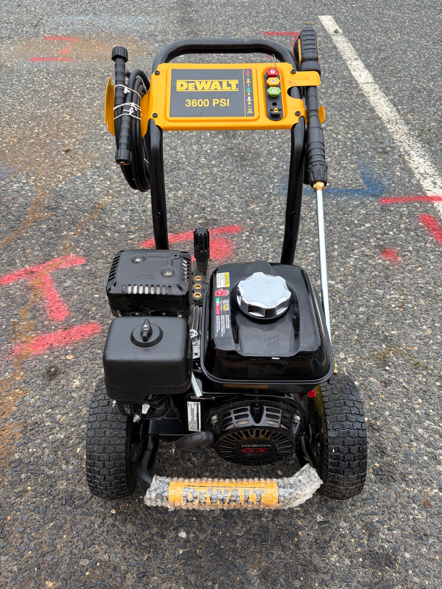 Dewalt 3600 PSI 2.5 GPM Honda GX200 Gas Pressure Washer