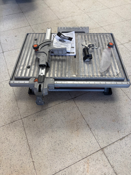 Ridgid 6.5 Amp 7” Table Top Wet Tile Saw