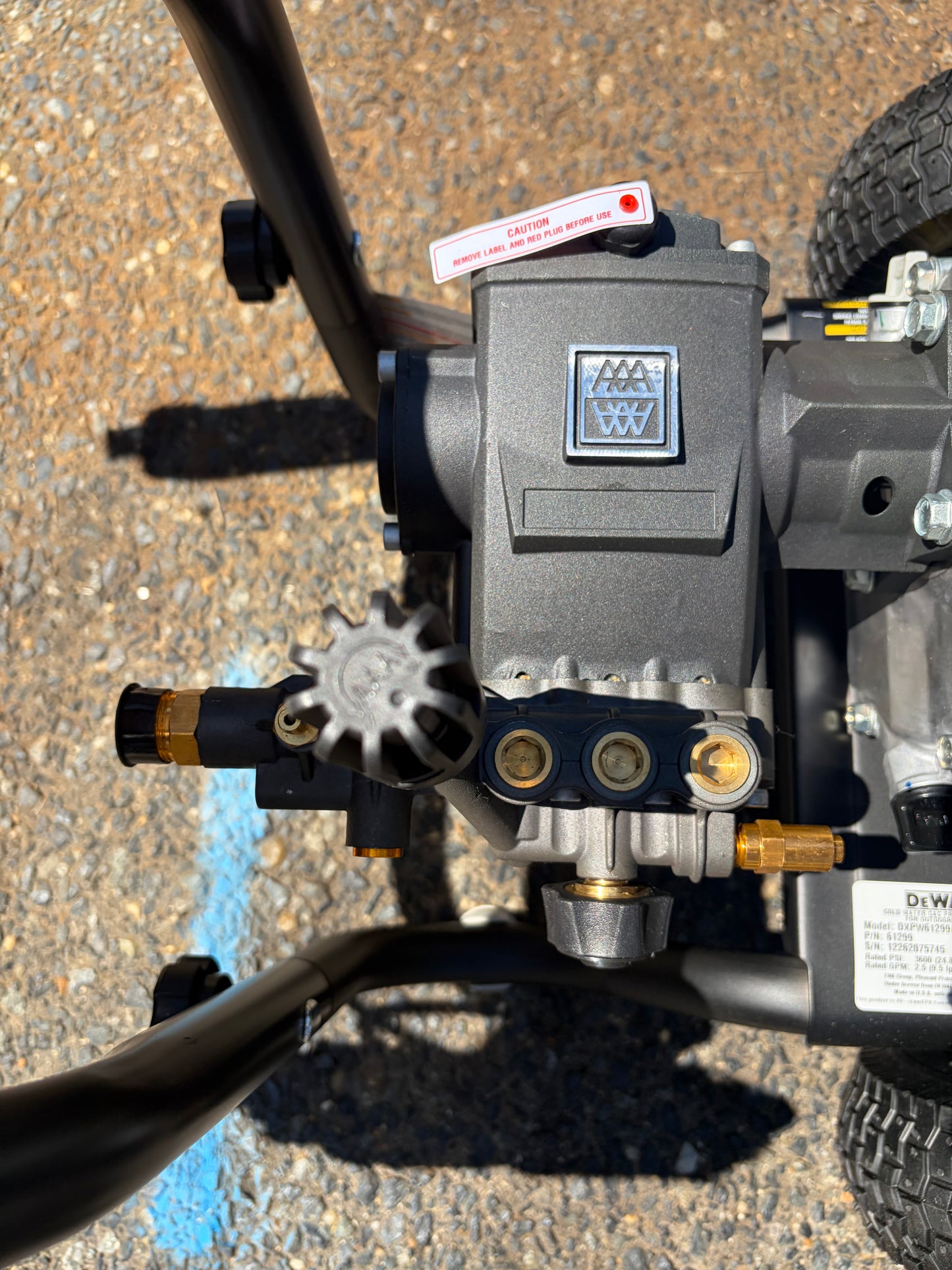 Dewalt 3600 PSI 2.5 GPM Honda GX200 Gas Pressure Washer