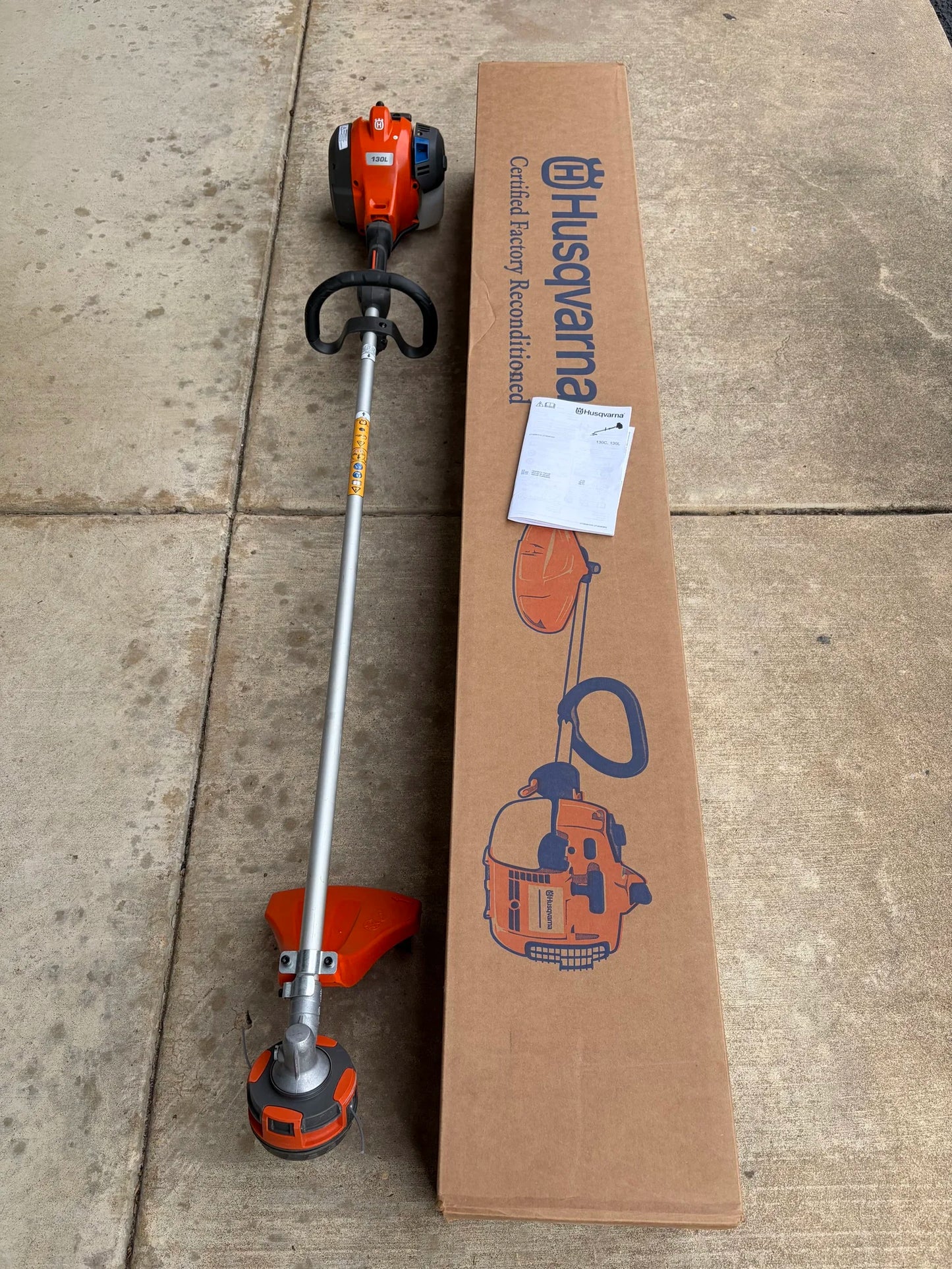 Husqvarna 130L 28cc 2-Cycle 18” Straight Shaft Gas Trimmer